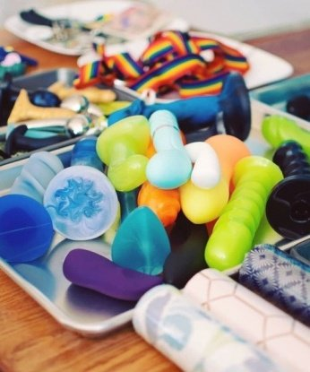 Анкета проститутки Дарья - город Днепровка, 27 лет, №8744